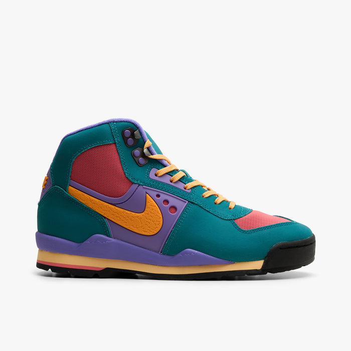 Nike Baltoro SP Bright Spruce / Kumquat - Fruit Punch 1