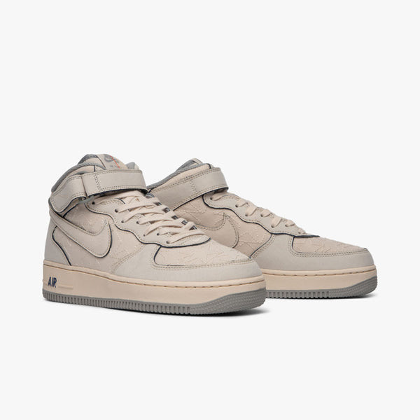 Air Force 1 Mid '07 LX (Pearl White) – Bows and Arrows