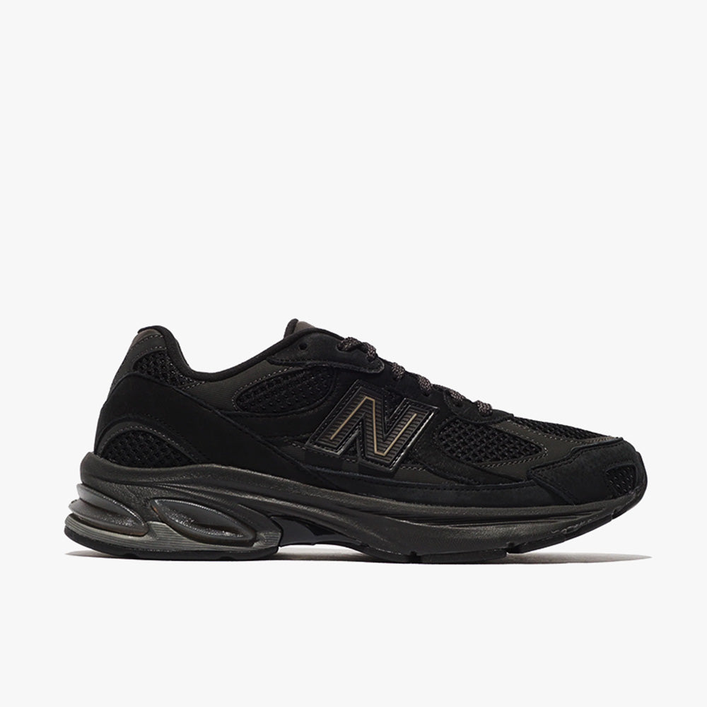 New Balance 2010 Black / Black Cement
