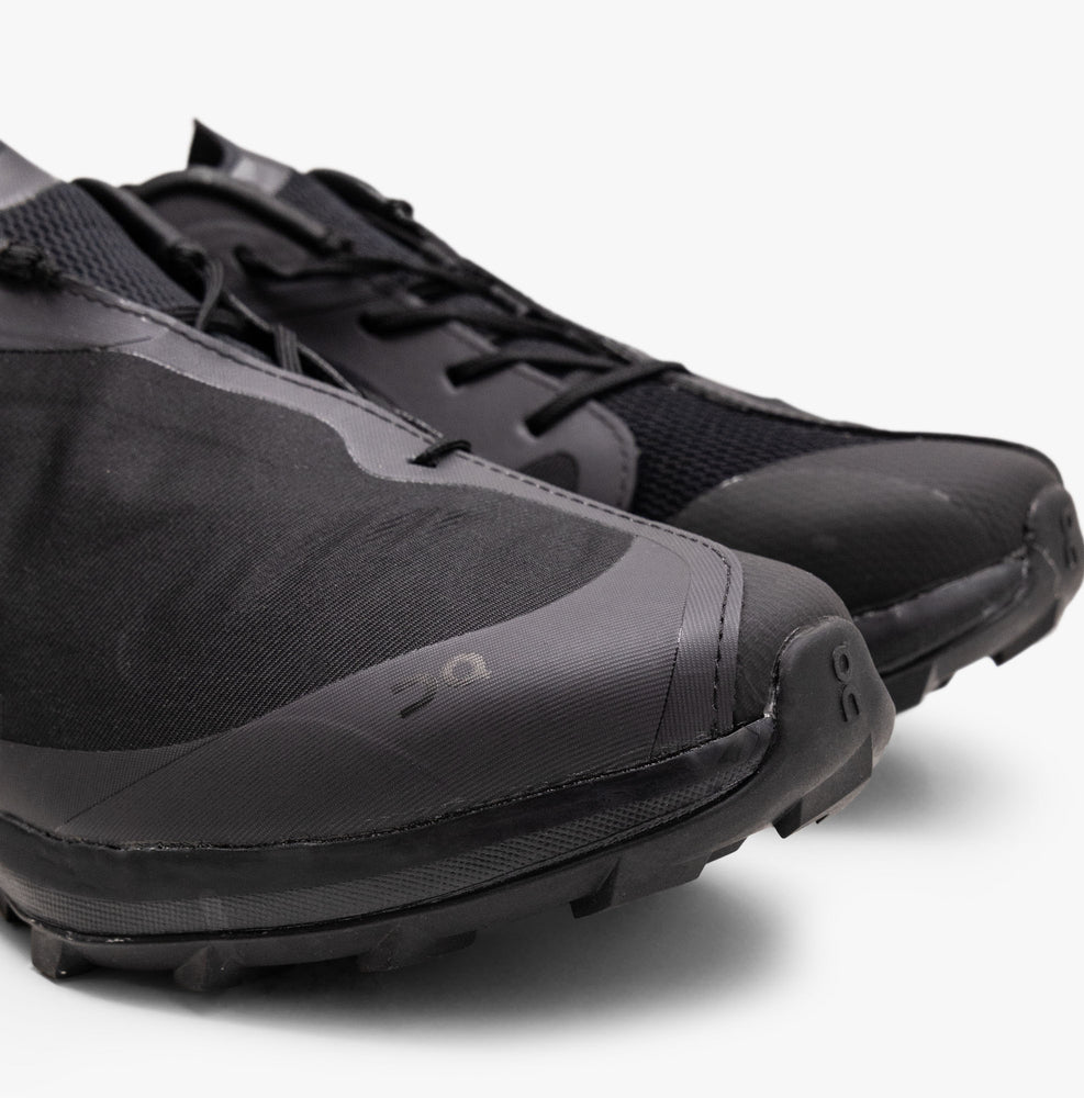 人気商品 On x PAF Cloudventure Peak All Black – Livestock 靴
