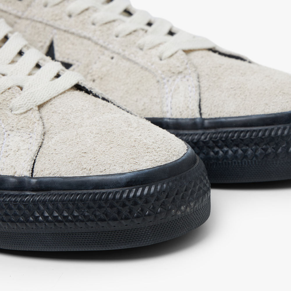 Converse skate shop low tops