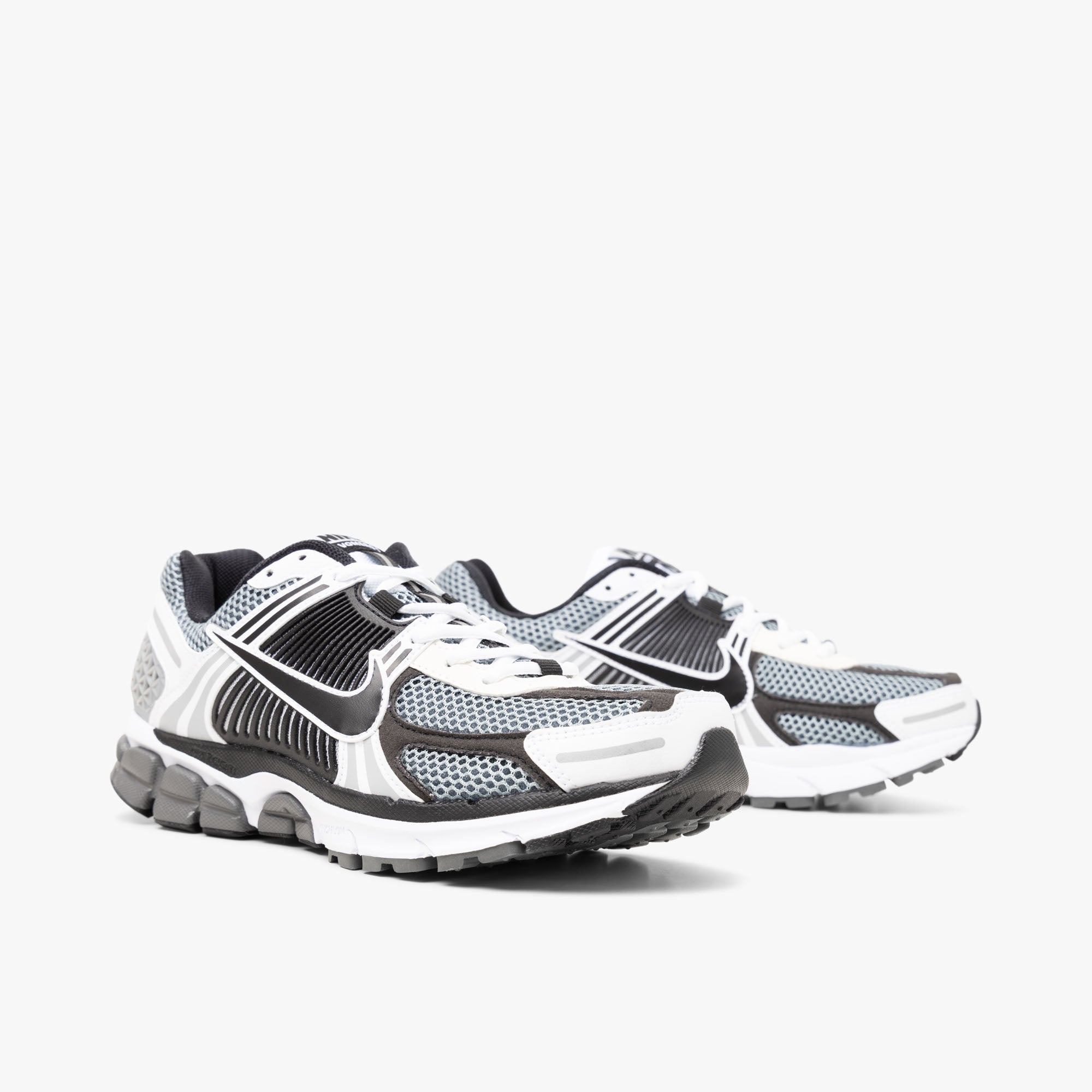 Nike Zoom Vomero 5 SE SP Dark Grey Black White