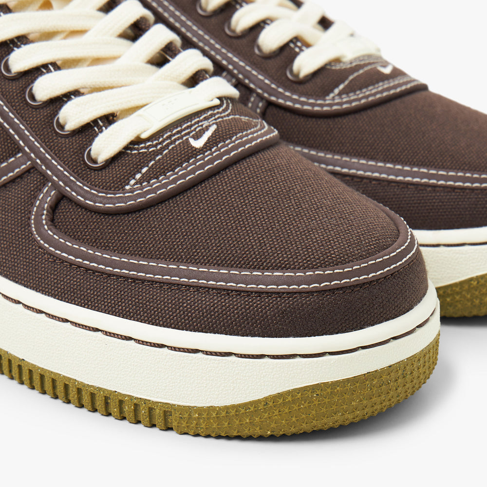 Nike air force 1 07 suede discount brun