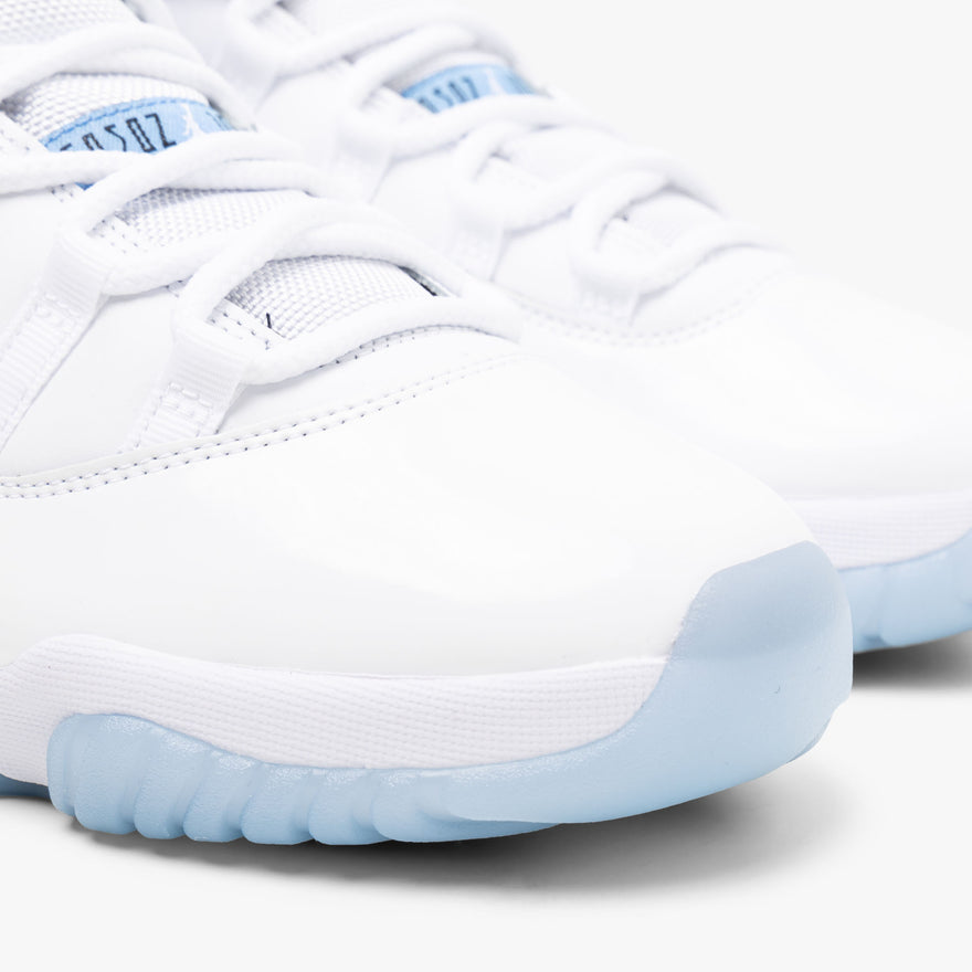 Air Jordan 11 Retro White legend Blue 9