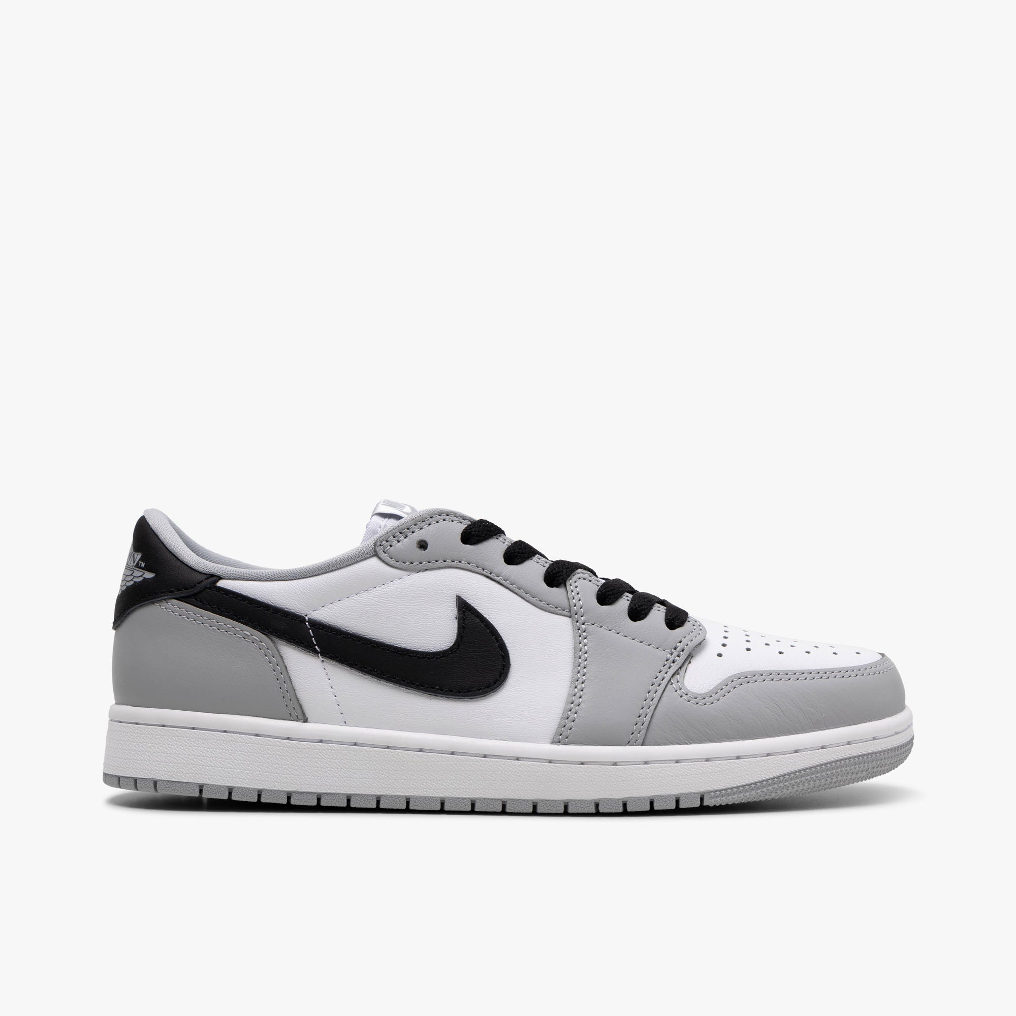 White air jordans low top online