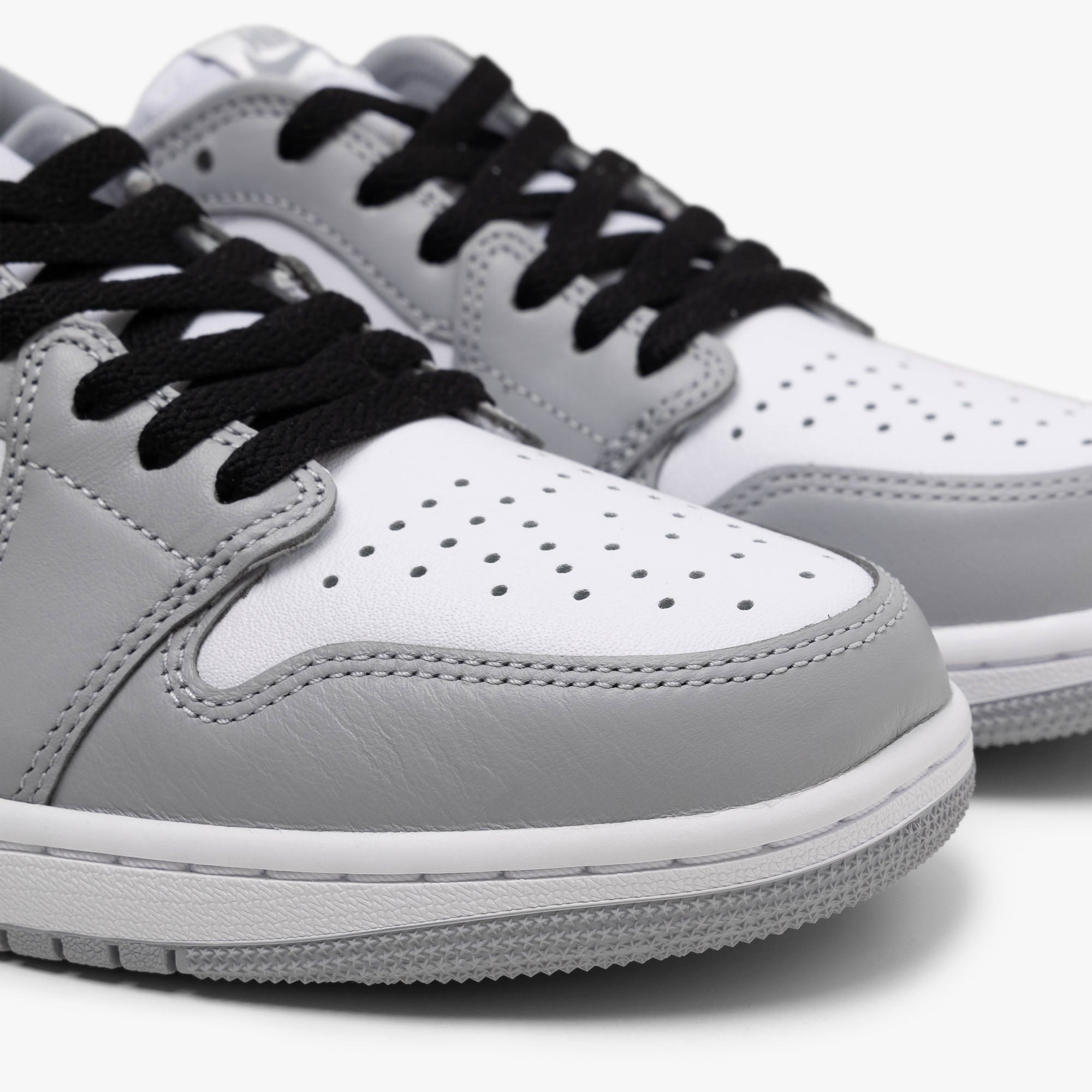 Jordan 1 Low OG Barons White Black Wolf Grey Livestock