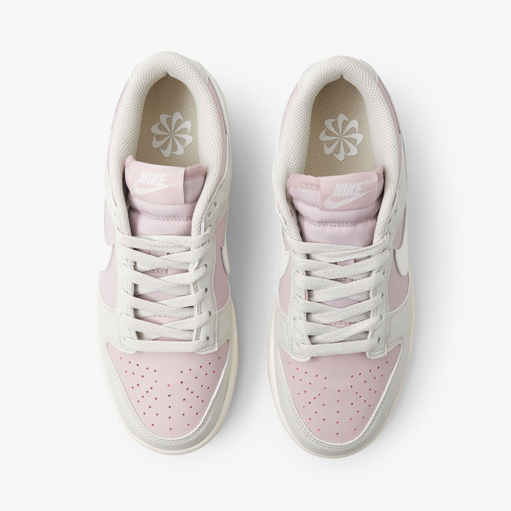 Nike dunk hotsell violet