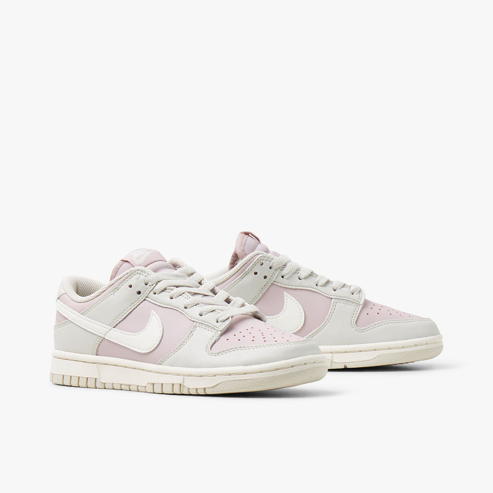 Nike women dunk low clearance