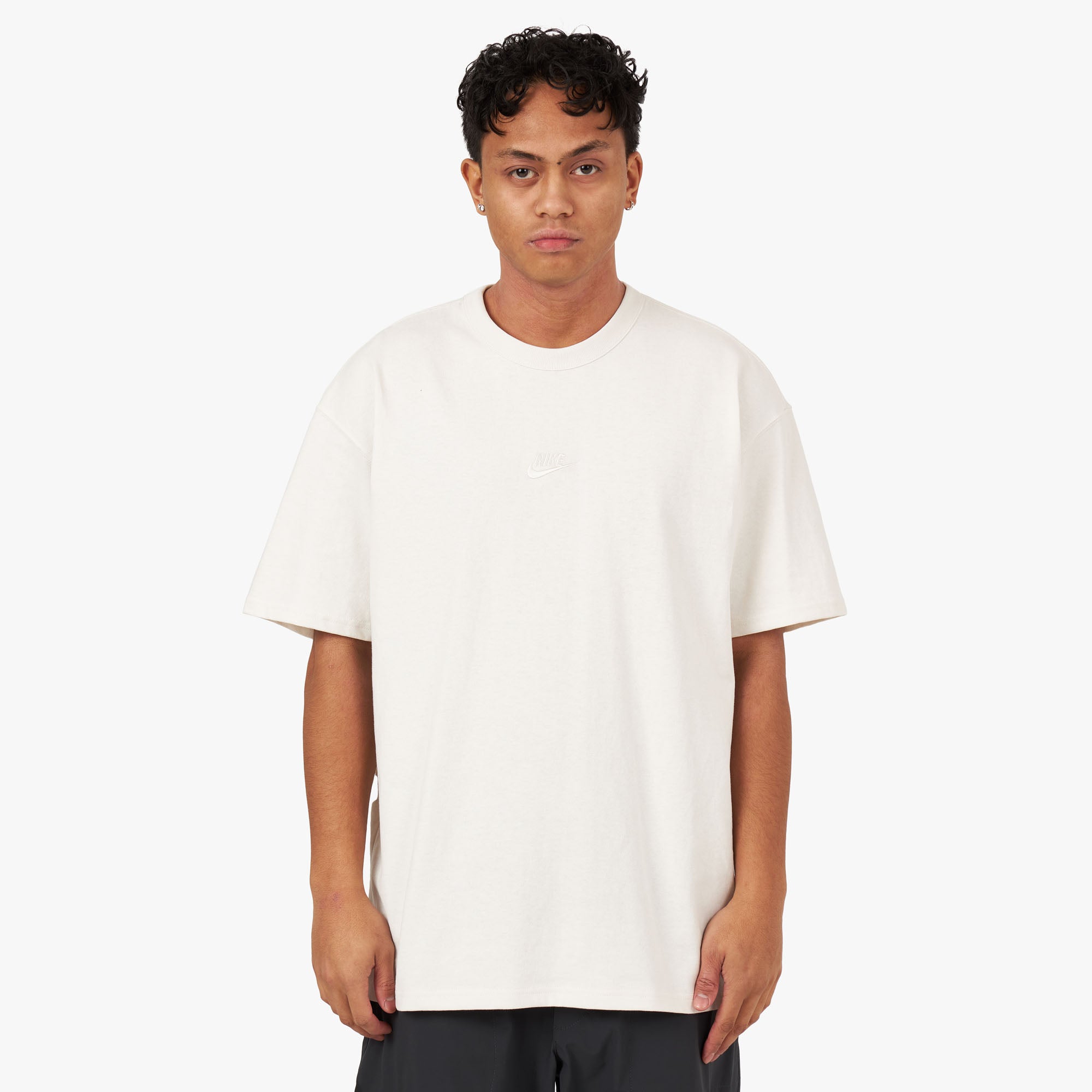 Nike sportswear t best sale shirt