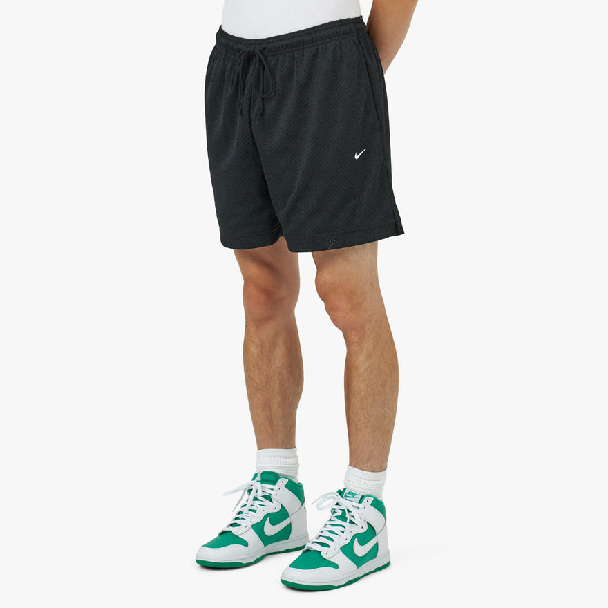 nike men sportswear swoosh shorts black white