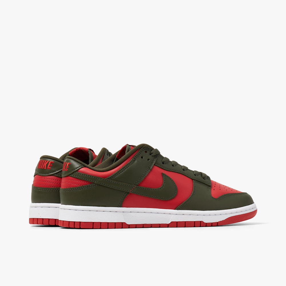 Nike red low tops shop