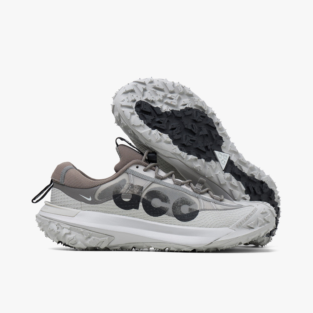 Nike best sale flat tops