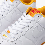 Nike Air Force 1 Low Retro QS White / White - University Gold - Low Top  7