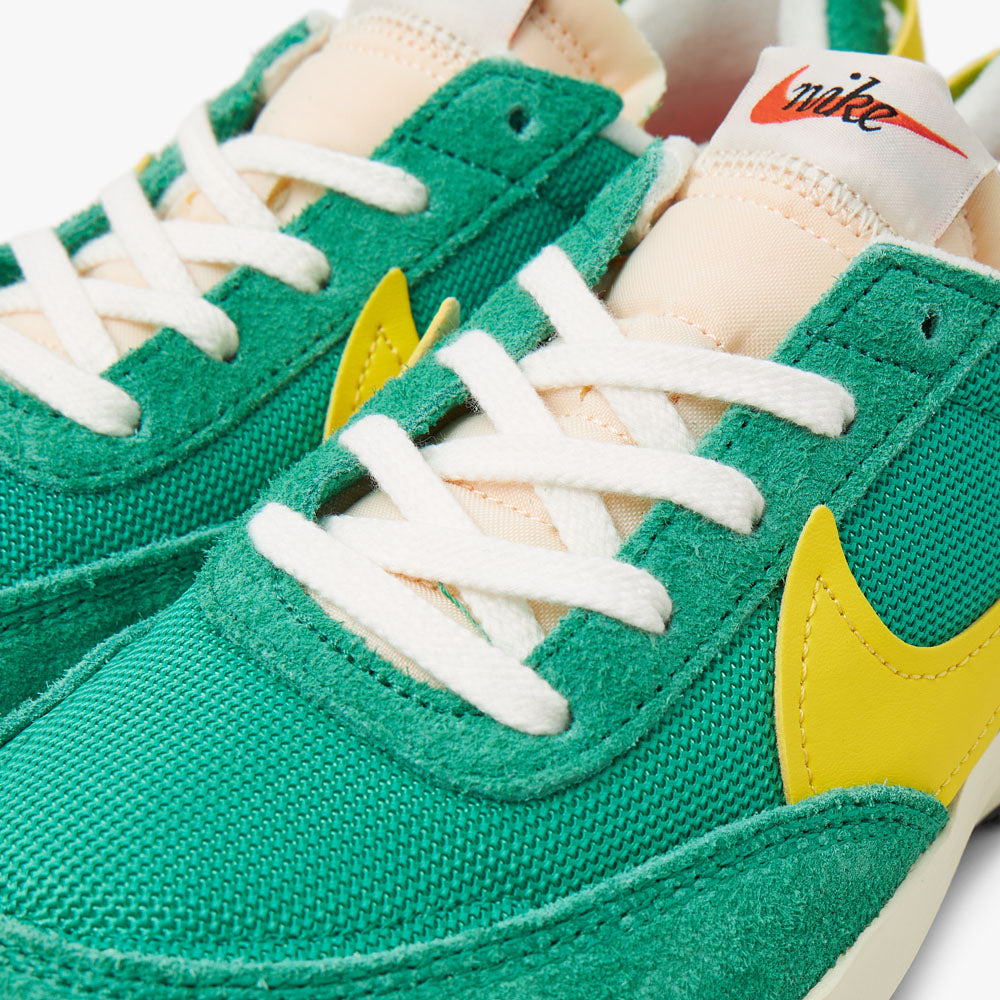 Nike Femmes Waffle Debut Vintage Vert Stade Jaune Opti Voile
