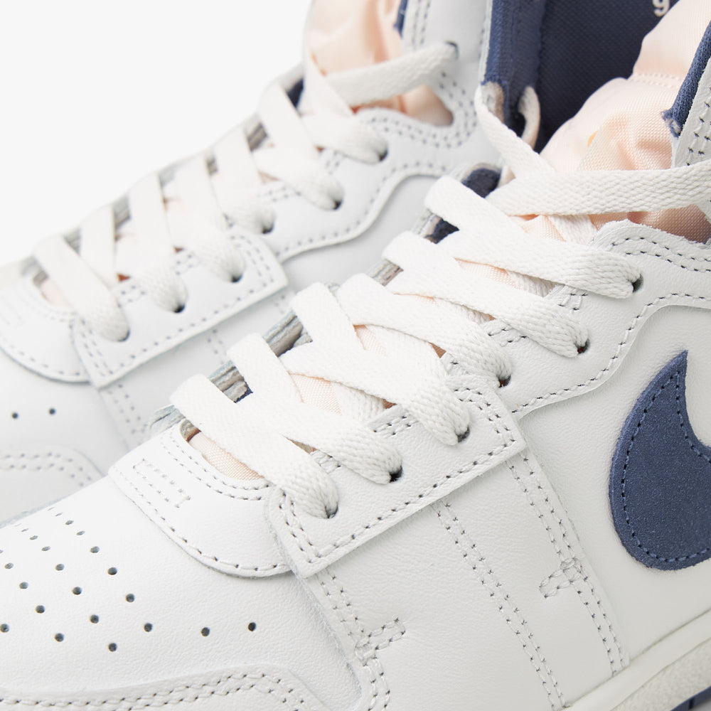 Jordan 1 summit white top