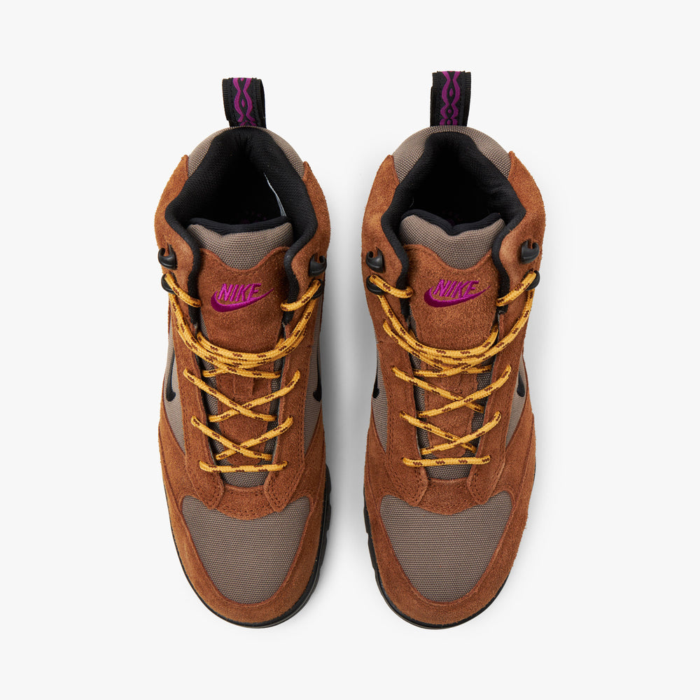 Nike acg waterproof shoes online