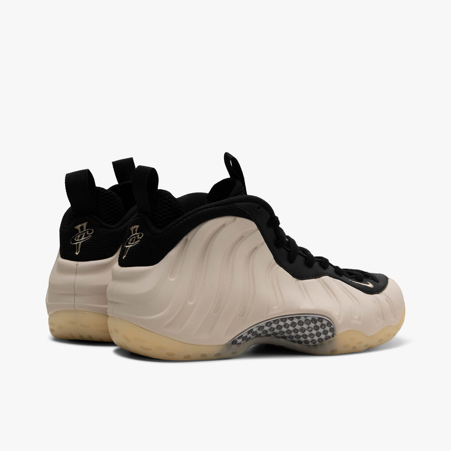 Black gold foamposite online