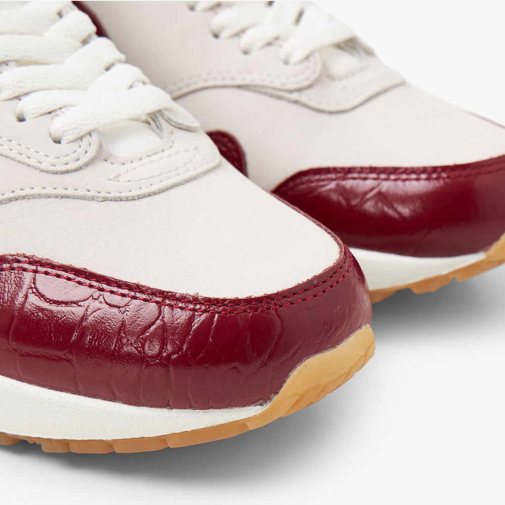 Nike Women s Air Max 1 LX Team Red Livestock
