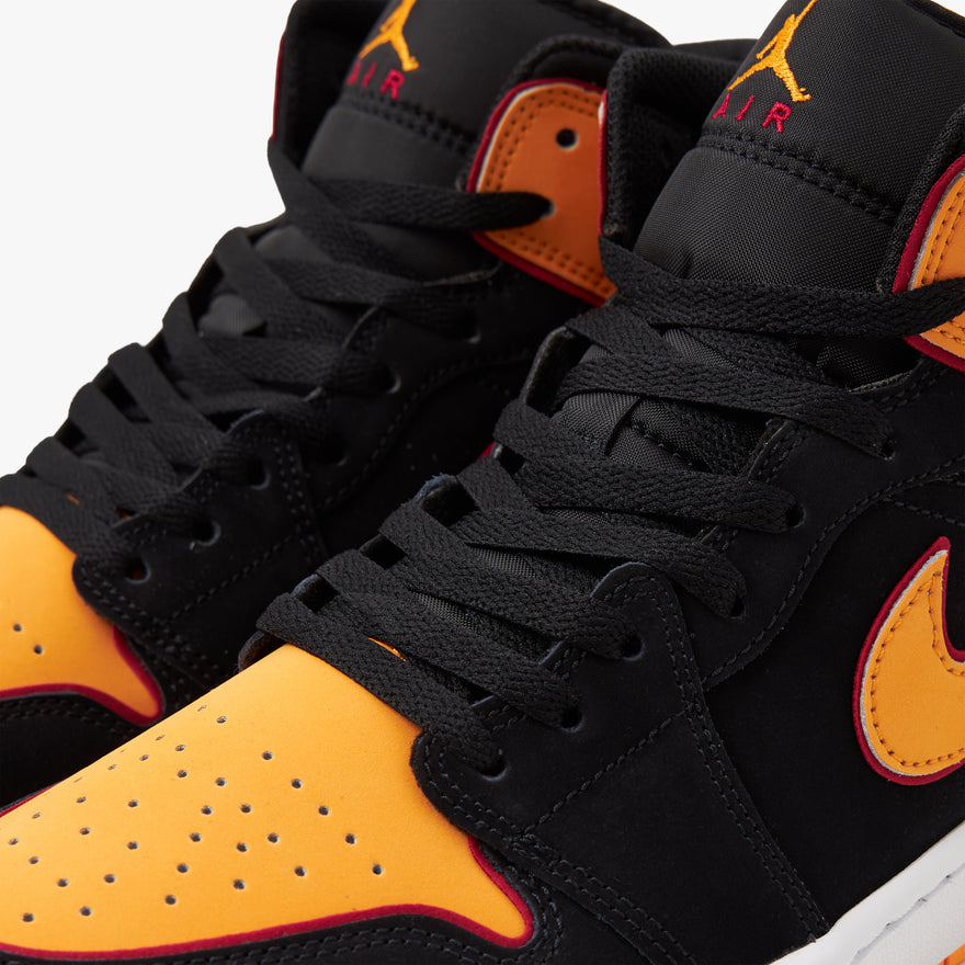 Jordan mid se yellow on sale