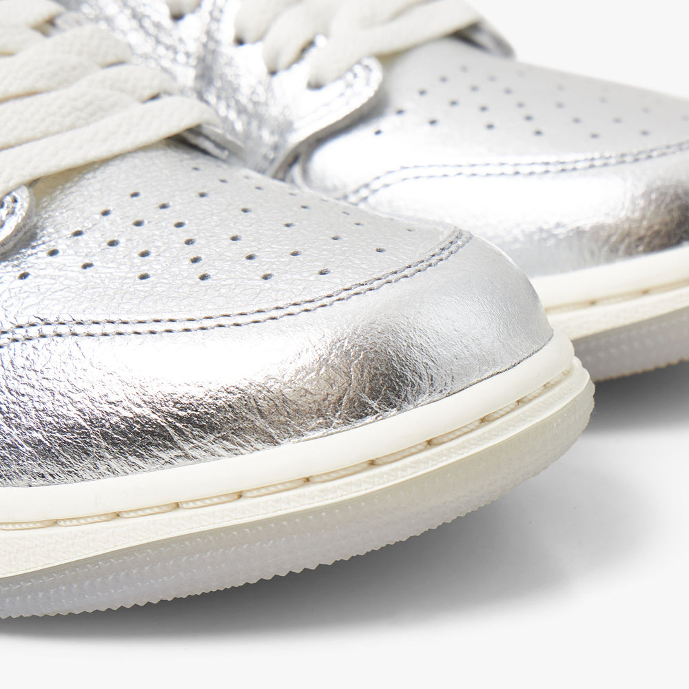 Air jordan 1 low pinnacle metallic silver outlet