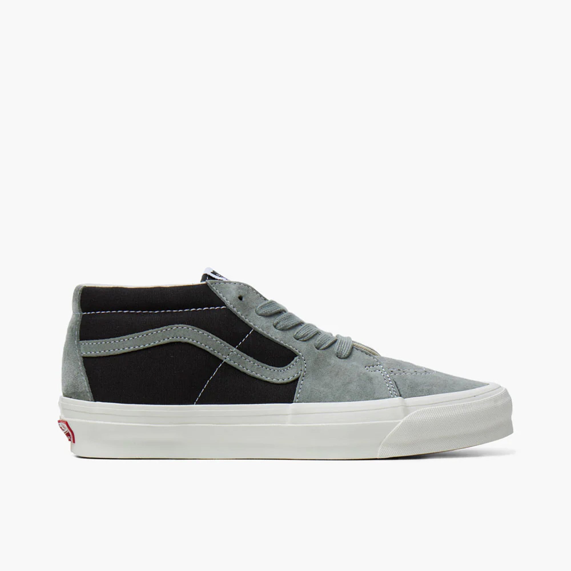 Low top classic sale vans