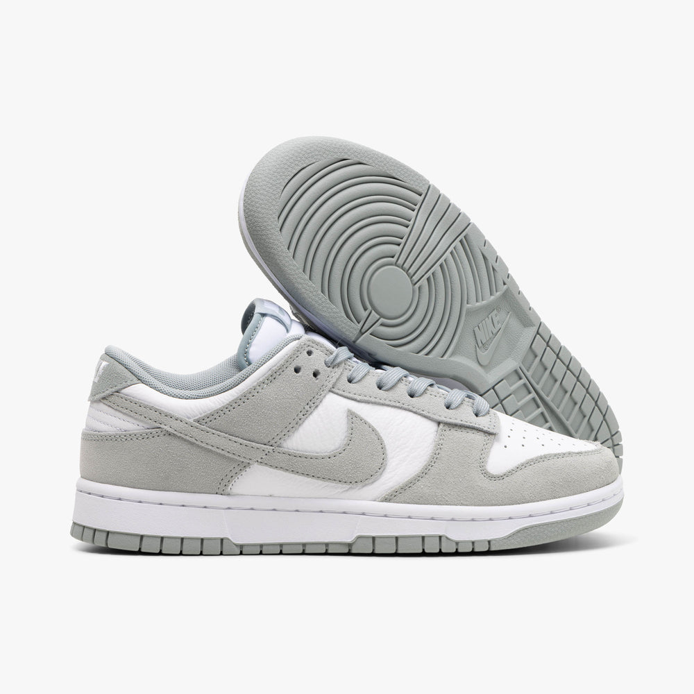 Nike dunk lows white online