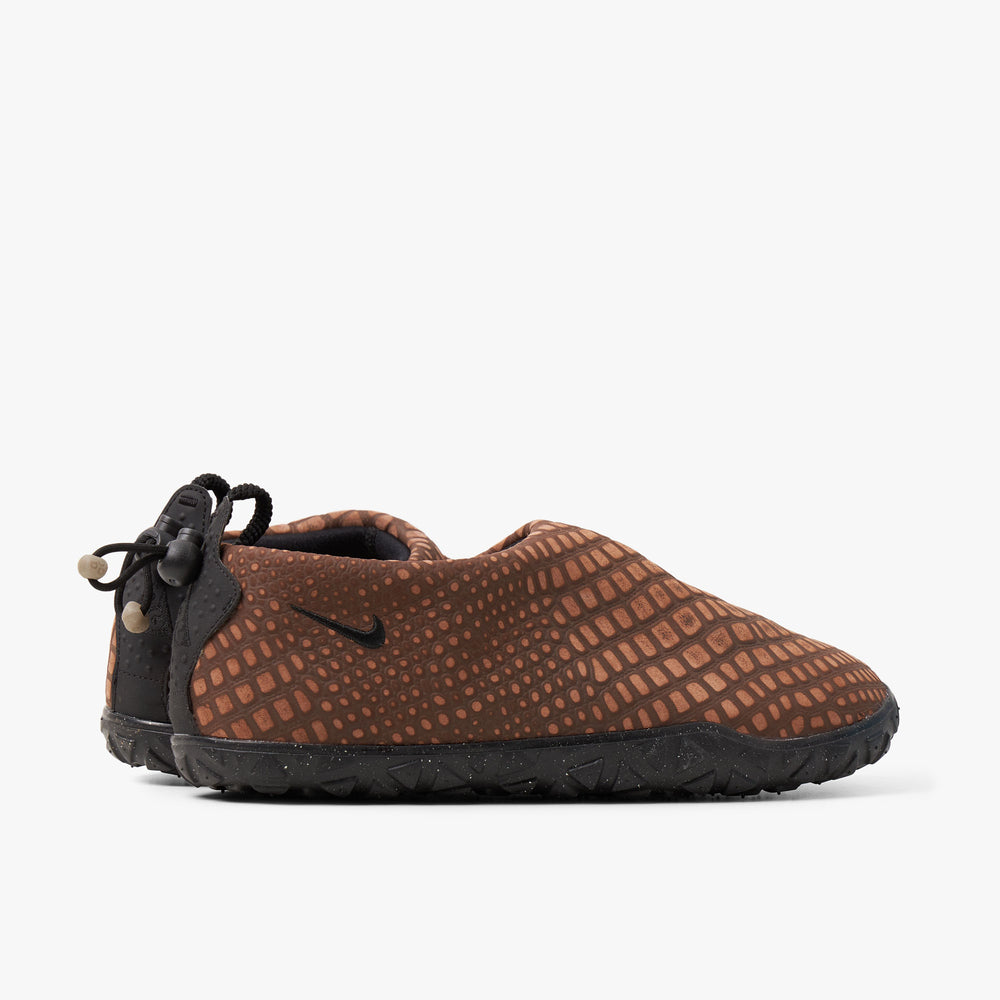 Nike acg air moc hot sale