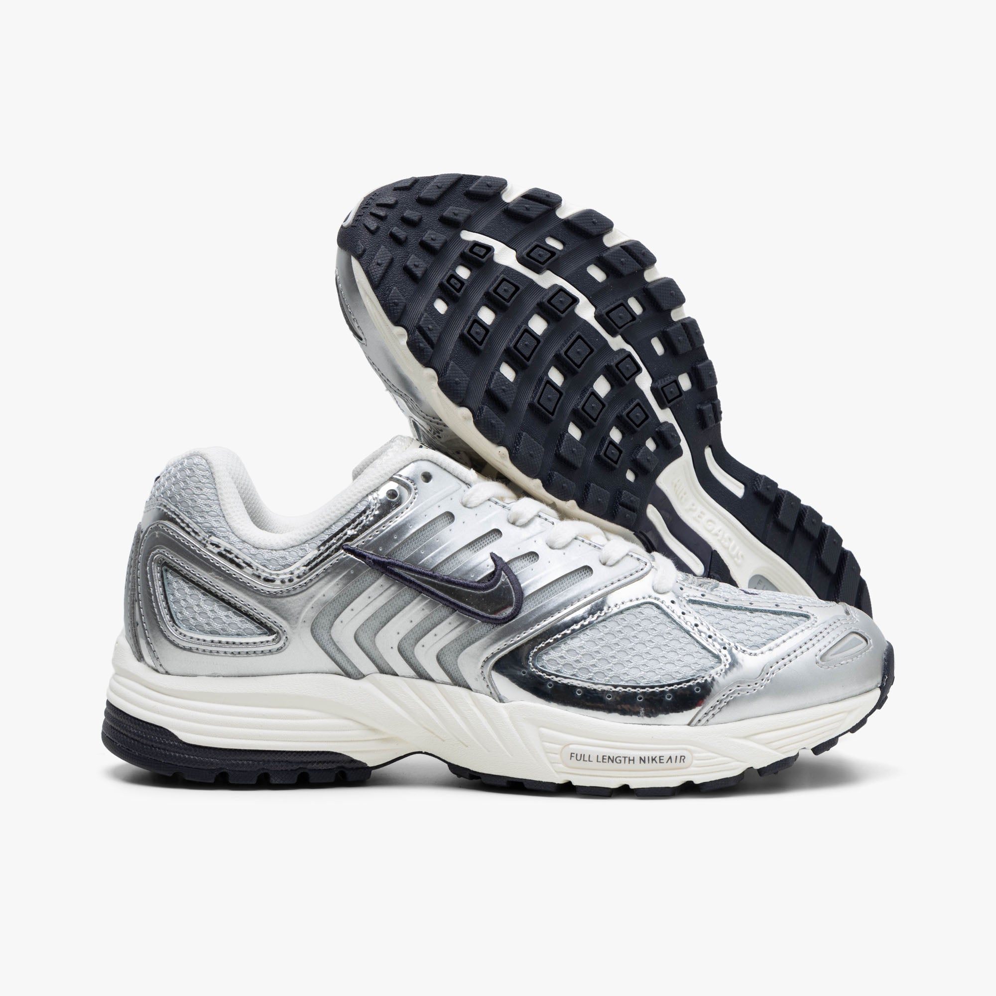 Gray nikes womens deals