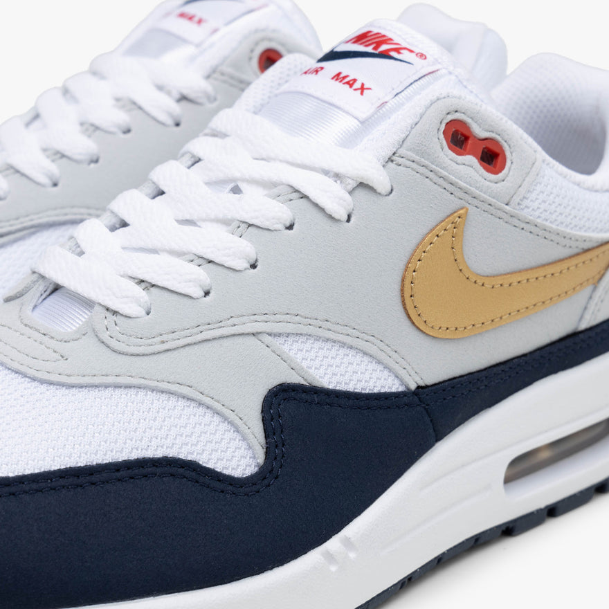 Gold air max men top