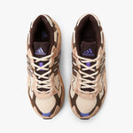 adidas Originals x Bad Bunny Response CL Ecru Tint / Bronze Strata - Earth Strata - Low Top  5
