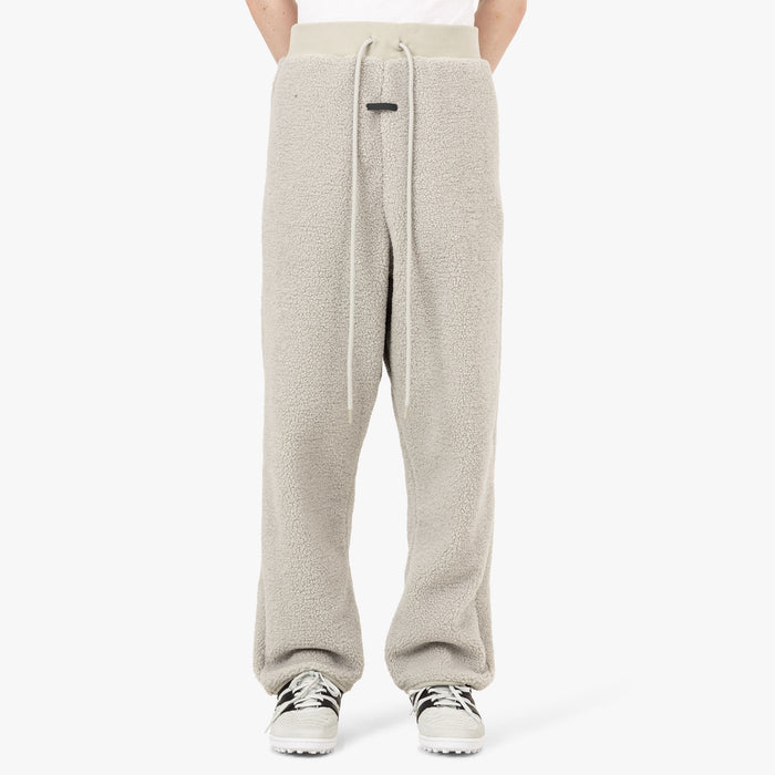 adidas x Fear of God Athletics Hike Pants / Sesame – Livestock