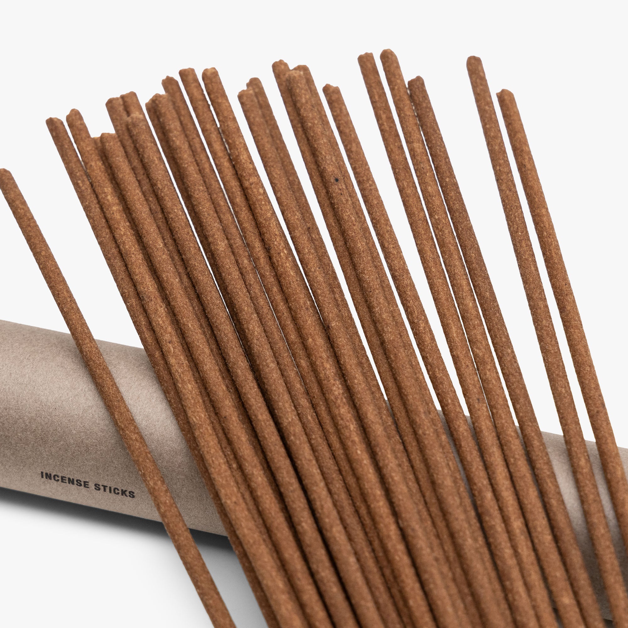 APFR Incense Sticks Oakmoss / Amber – Livestock