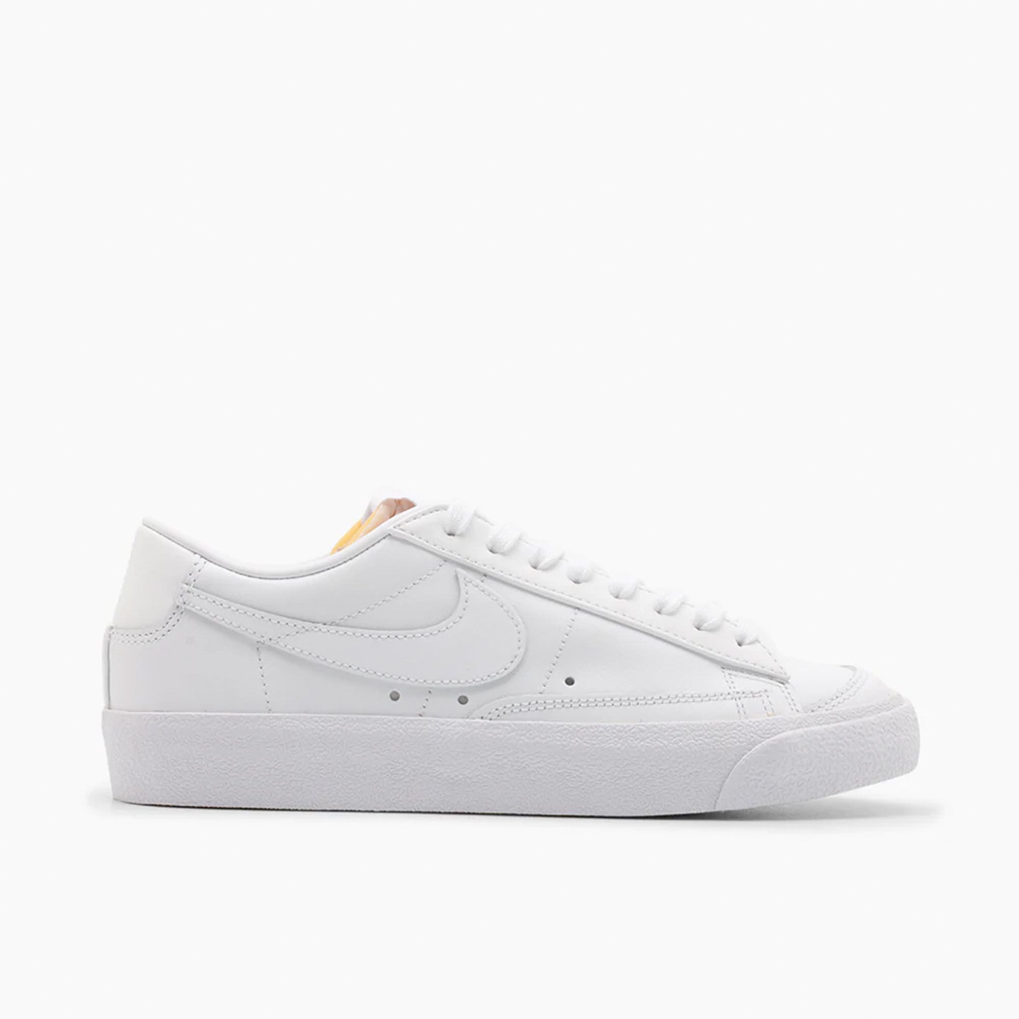 Nike Women's Blazer Low '77 / White – Livestock