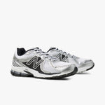 New Balance ML860XD White / Black - Low Top  3