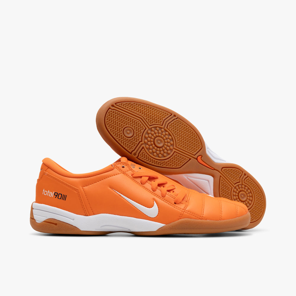 NIKE トータル90 Safety Orange Total 90 'Safety Orange' (HJ9351-800). Nike SNKRS