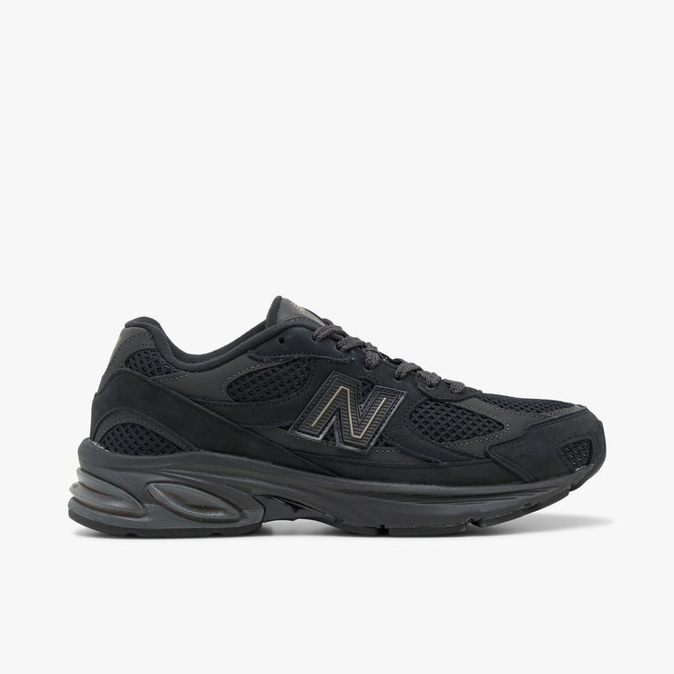 New Balance 2010 Black / Black Cement   1