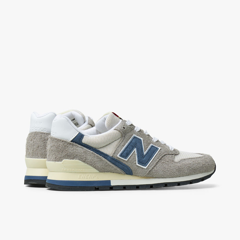 New balance 996 grise 2025 et or