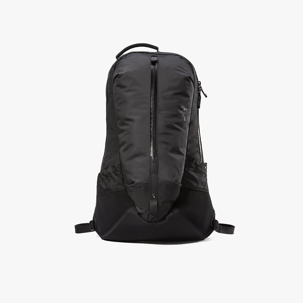 Arc'teryx Arro 22 Backpack / Black 1