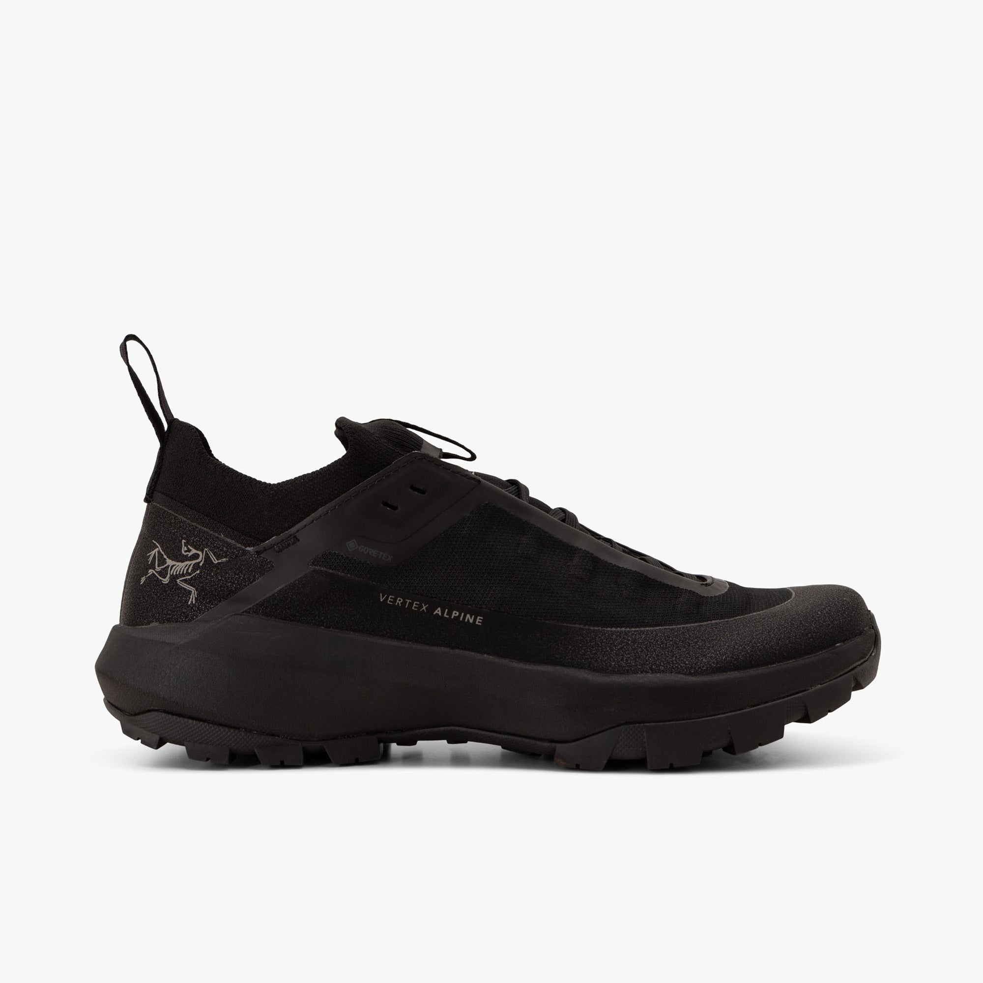 ネクストブラック　ヴェルティクス　NEXT BLACK 1/7 VERTEX Arc'teryx Vertex Alpine GORE-TEX / Black / Black – Livestock