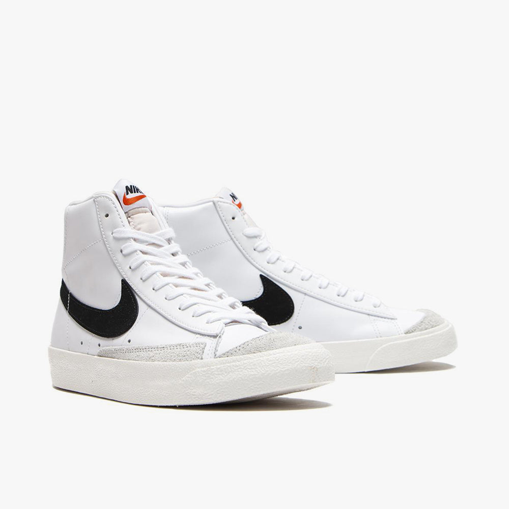 Nike Blazer Mid 77 Vintage White Black Livestock