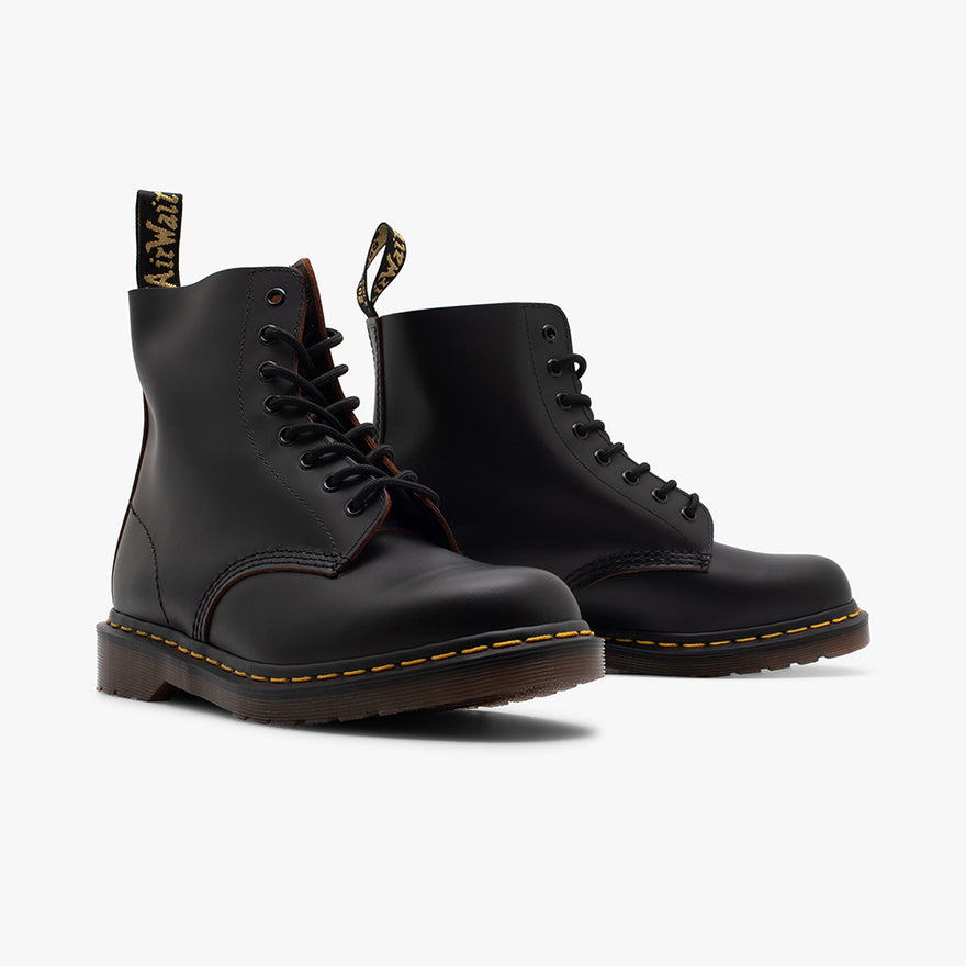 Dr martens classic 1460 deals