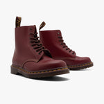 Dr. Martens Made in England Vintage 1460 Boot / Quilon couleur sang de bœuf - Low Top  3
