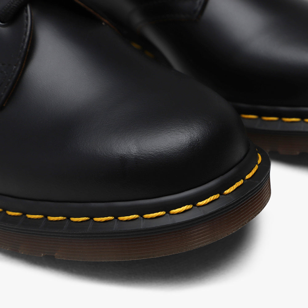 Dr. Martens Made in England Vintage 1461 Oxford Black Quilon