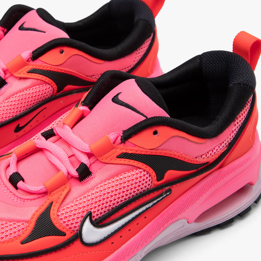 Pink and red clearance nikes