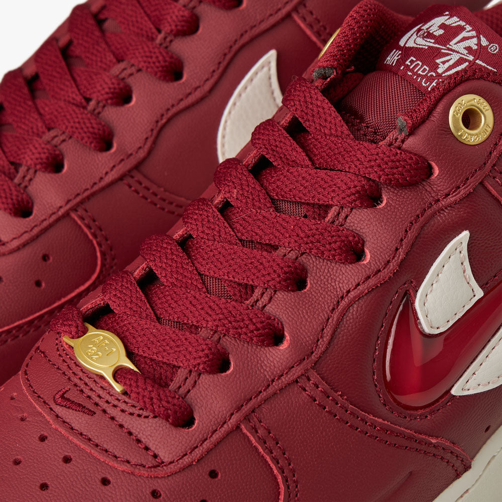 Nike air force 1 1'07 prm deals