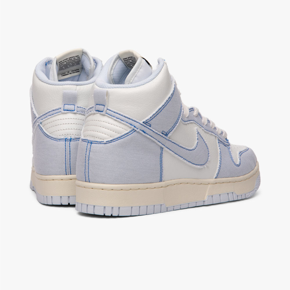 Nike sb dunk on sale high blue and white