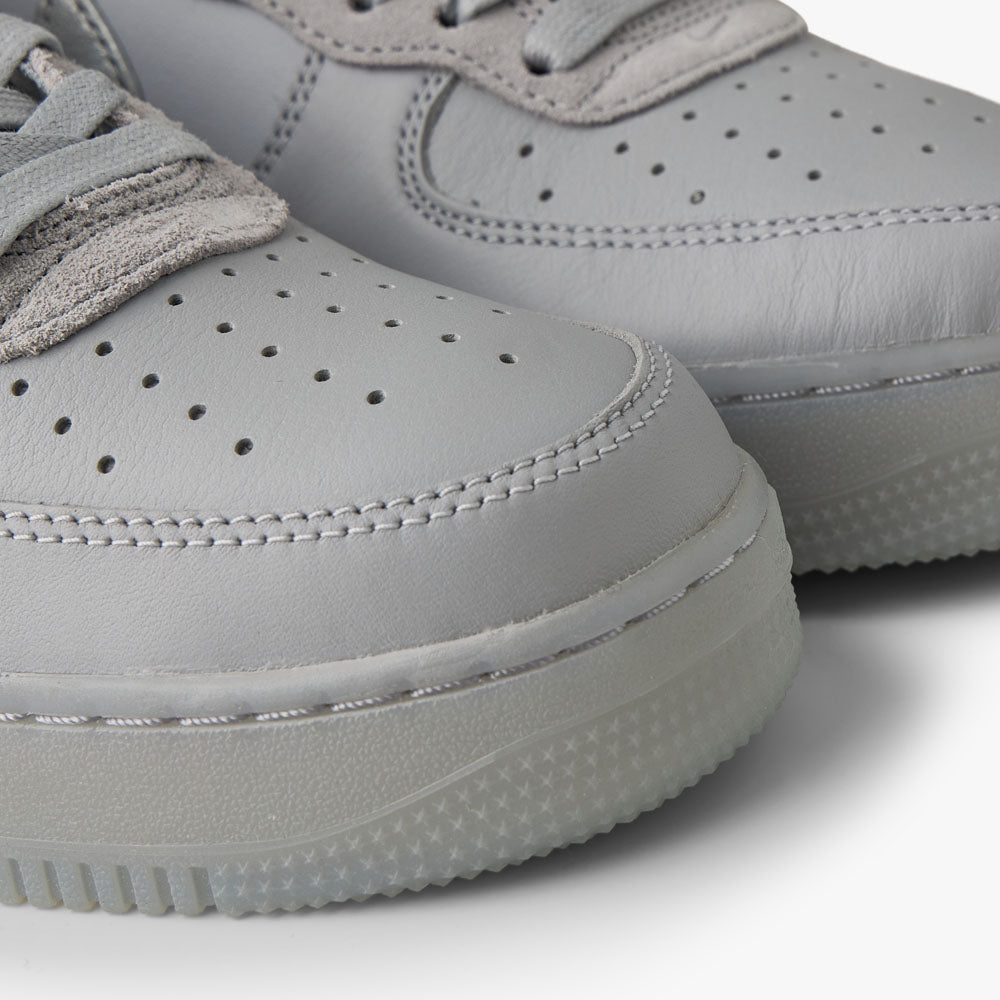 Grey air force 1 07 hotsell