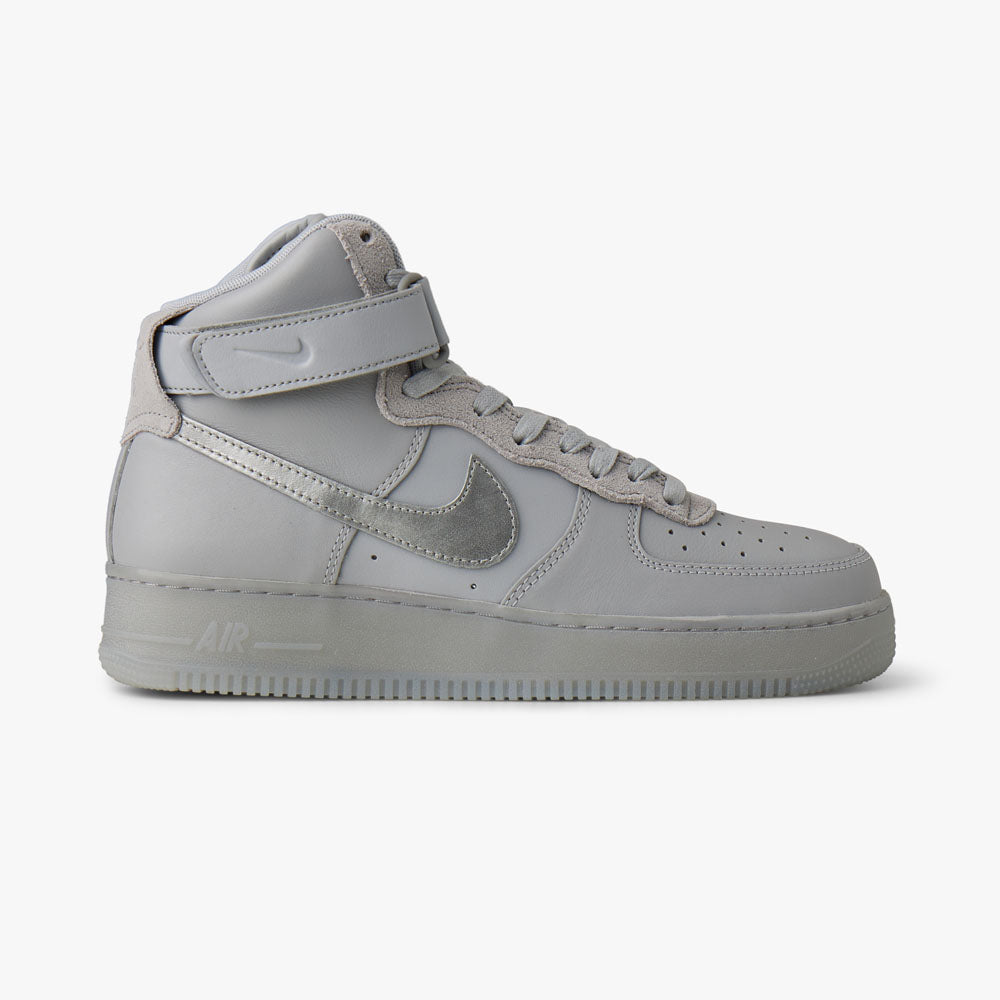 White and silver air force ones 2025