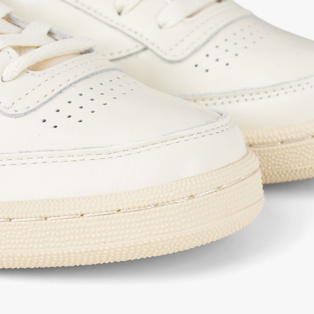 Adidas continental 8 clearance vs reebok club c