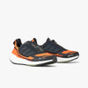 Chaussure Ultraboost 22 GORE-TEX d'adidas Impact Impact Orange / Vert Lin - Fond Noir  - Low Top  3
